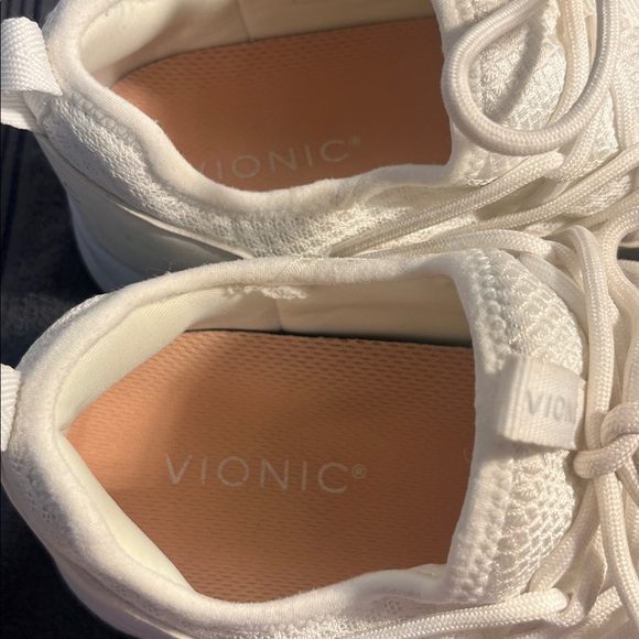 Vionic White Mesh Ladies Sneakers Size 8 1/2 - Picture 3 of 8